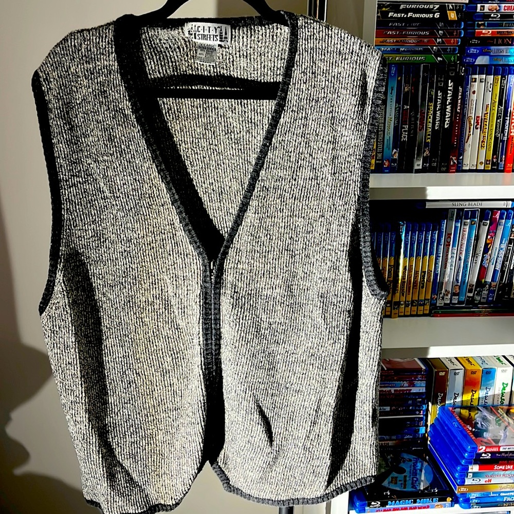Vintage XL City Street vest zipper
